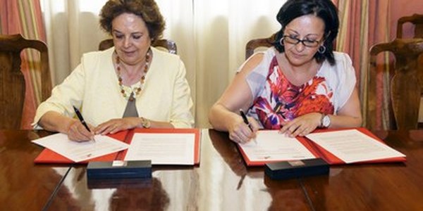 (10/06/2017) El Ayuntamiento firma un convenio con UPTA-Andalucía para fomentar el trabajo autónomo en la ciudad sobre todo entre colectivos con difícil acceso al mercado laboral