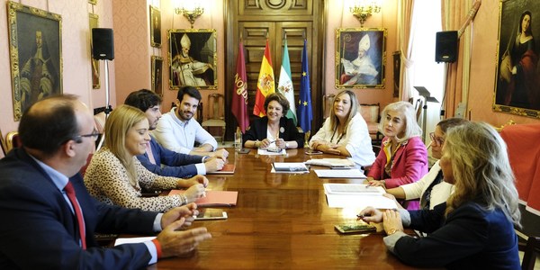 (10/10/2017) El Ayuntamiento lanza una línea de ayudas al emprendimiento y la creación empresarial con  200.000 euros de presupuesto y autónomos, mujeres y jóvenes como principales beneficiarios