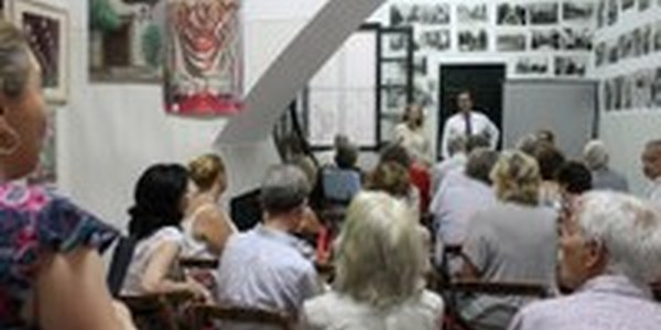 (21/06/2017) El Ayuntamiento presenta a los vecinos del Barrio de Santa Cruz su propuesta de reordenación de la calle Mateos Gago
