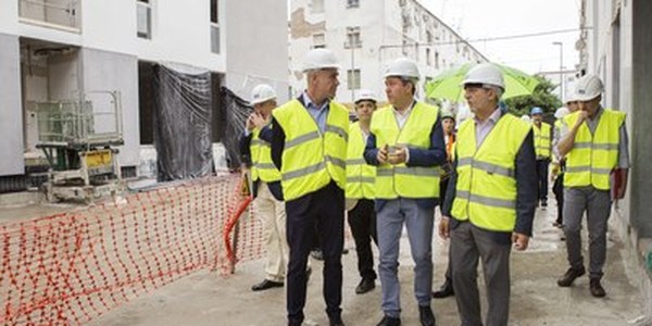 (29/5/2017) Las obras de las nuevas viviendas de Los Pajaritos se culminarán en octubre y se inicia la tramitación para declarar la zona como ‘Área de Regeneración Urbana’