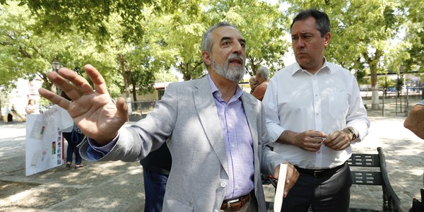 (30/07/2017) El Ayuntamiento reurbanizará la plaza Juan XXIII del distrito Cerro Amate con nuevos juegos infantiles, pistas de petanca y un área de aparatos  biosaludables