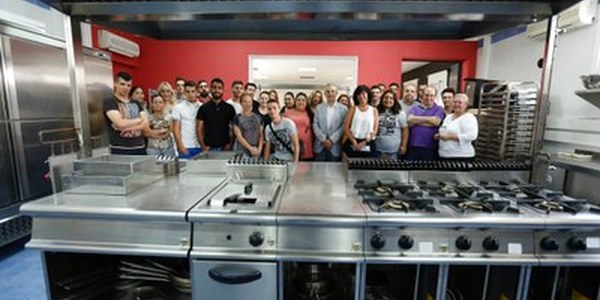 (31/05/2017) La Escuela Social de Hostelería de Torreblanca inicia su segundo curso  tras lograr más del 90 por ciento de  inserción laboral en su primera edición