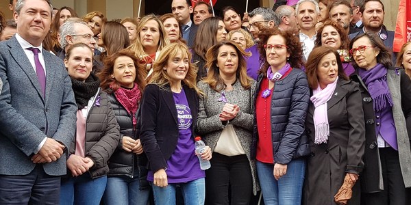 Cerca de 2.000 personas participan en las actividades programadas por el Ayuntamiento con motivo del Día Internacional de la Mujer, que esta mañana han tenido como epicentro Sevilla Este y Factoría Cultural