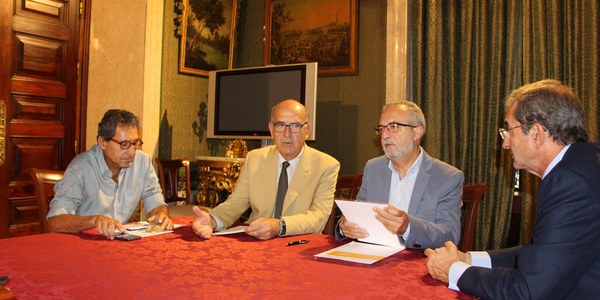Convenio con Proyecto Hombre para desarrollar un programa para la incorporación social de personas con problemas de adicción y otras patologías