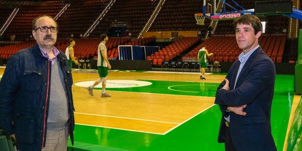 El Ayuntamiento coloca mil lámparas led en el Palacio de Los Deportes de San Pablo para homologar la seguridad y mejorar la accesibilidad