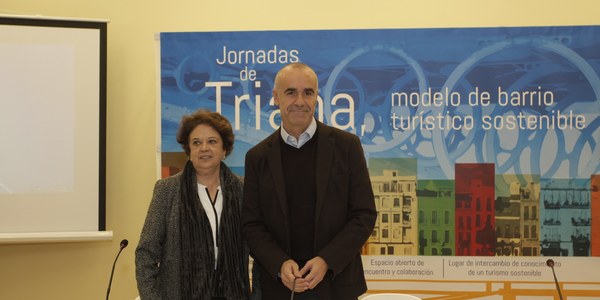 El Ayuntamiento comienza  la elaboración del plan turístico para Triana en unas jornadas participativas con el desarrollo sostenible y el mantenimiento  de la esencia e identidad  del barrio como prioridades