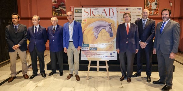 El Ayuntamiento destaca la importancia de SICAB como motor turístico y económico de la ciudad en plena temporada media-alta