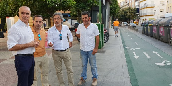 El Ayuntamiento ejecuta 50.000 euros en mejoras en los carriles bici de la ciudad durante el verano a través del nuevo contrato de conservación