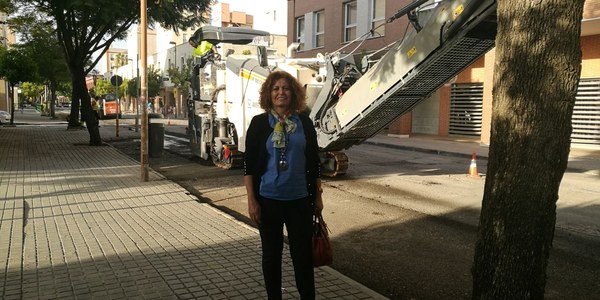 El Ayuntamiento ejecuta el asfaltado de 15 calles de Este-Alcosa-Torreblanca bajo un presupuesto de 120.252 euros