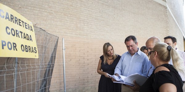 (07/08/2017) El Ayuntamiento ejecuta un programa extraordinario de inversión en centros cívicos y distritos municipales que supera el millón de euros
