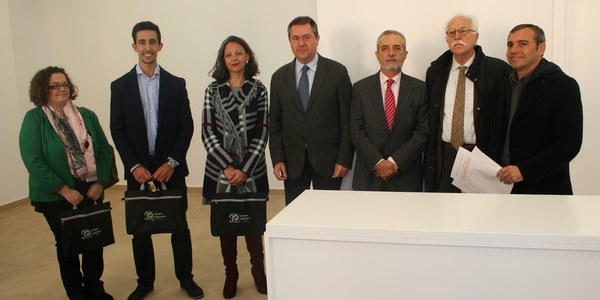 El Ayuntamiento entrega otros tres locales del plan de empleo a emprendedores y entidades en Bermejales, Sevilla Este y Casco Antiguo