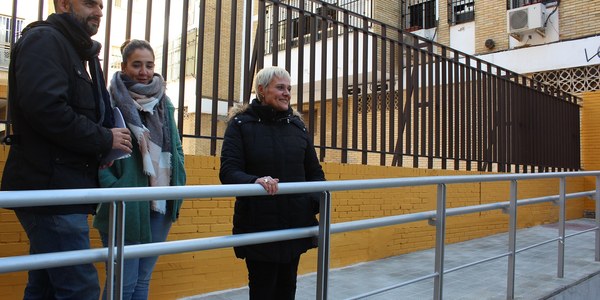 El Ayuntamiento finaliza la intervención en la zona peatonal de Marqués de Nervión para garantizar la accesibilidad de personas y de vehículos de emergencia