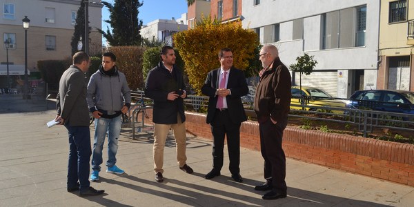 El Ayuntamiento finaliza las obras de mejora en la Plaza José Luis Vila del Distrito Casco Antiguo ante las roturas y el mal estado que presentaban algunos de sus  elementos