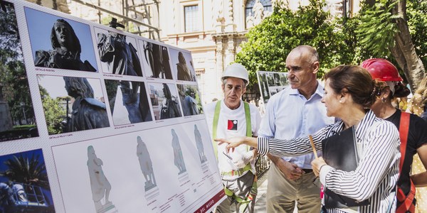 El Ayuntamiento inicia la restauración y limpieza integral del monumento a Murillo de la Plaza del Museo