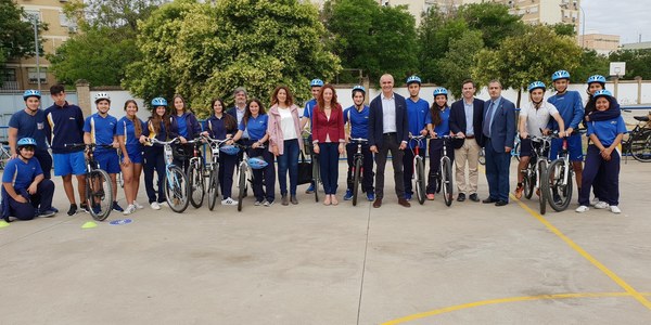 El Ayuntamiento inicia una nueva ampliación de la red de bicicleteros en la vía pública con 370 nuevas unidades lo que supone un nuevo incremento del 10%