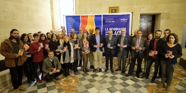 El Ayuntamiento lanza una campaña que incide en la información para evitar el contagio de enfermedades de transmisión sexual entre los jóvenes en el marco del desarrollo de la estrategia municipal por  una Sevilla Libre de VIH y Sida