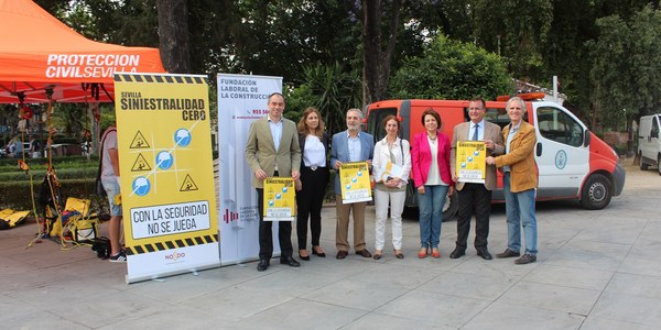 El Ayuntamiento pone en marcha la campaña ‘Sevilla, siniestralidad cero’ que se enmarca en el acuerdo suscrito con sindicatos y patronal para la prevención de los accidentes laborales