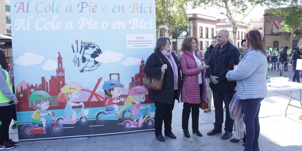 El Ayuntamiento pone en marcha una campaña con el objetivo de  promover el uso de la bicicleta para ir al colegio y los caminos escolares seguros