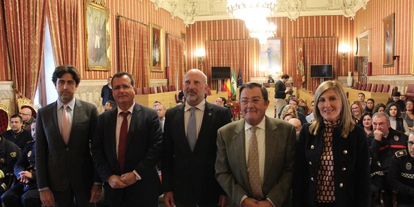 El Ayuntamiento pone en marcha una iniciativa pionera para formar a las hermandades en materia de autoprotección de cara a la Semana Santa