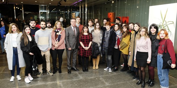 El Ayuntamiento premia a 30 jóvenes de la ciudad por sus trabajos en el XVI Certamen de Creación Joven, en el que han participado más de 200