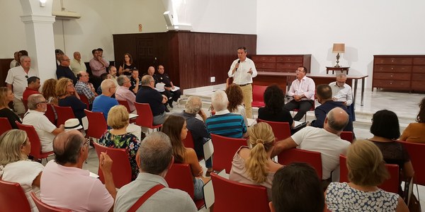 El Ayuntamiento reforzará con participación ciudadana y de entidades el dispositivo en torno al albergue y los distintos recursos sociales ubicados en el Distrito Macarena