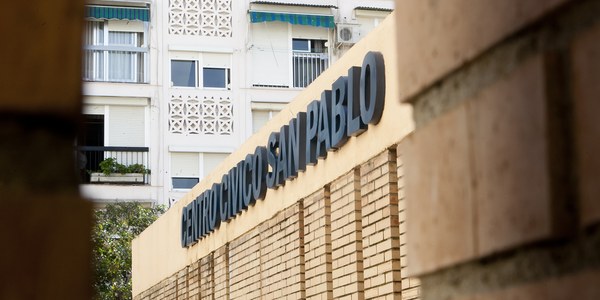 El Ayuntamiento renovará calzadas de calles en San Pablo y en el Porvenir y aprueba nuevas mejoras en la barriada de Murillo del Polígono Sur
