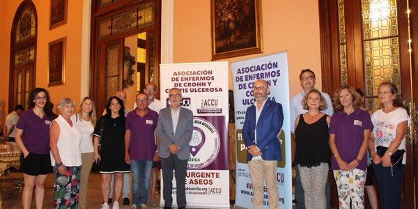 El Ayuntamiento se adhiere al proyecto ‘Punto ACCU-Aseo Accesible’ para facilitar la entrada a los lavabos en espacios municipales a los enfermos de Crohn y de colitis ulcerosa