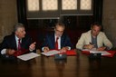 El Ayuntamiento suscribe un convenio de colaboración para la cesión de viviendas de Emvisesa a la asociación Aspanri-Aspanridown para facilitar la emancipación de personas con síndrome de Down El Ayuntamiento suscribe un convenio de colaboración para la cesión de viviendas de Emvisesa a la asociación Aspanri-Aspanridown para facilitar la emancipación de personas con síndrome de Down