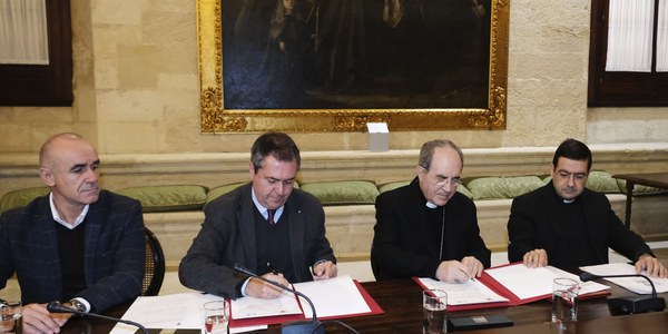 El Ayuntamiento y la Archidiócesis de Sevilla firman el convenio que desbloquea la rehabilitación completa del convento de Santa Clara