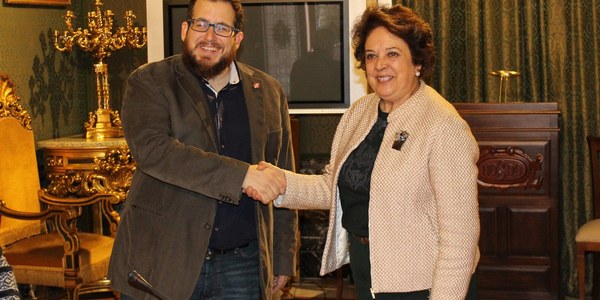 El Ayuntamiento y la asociación SevillaUP firman un convenio para impulsar el emprendimiento en la ciudad