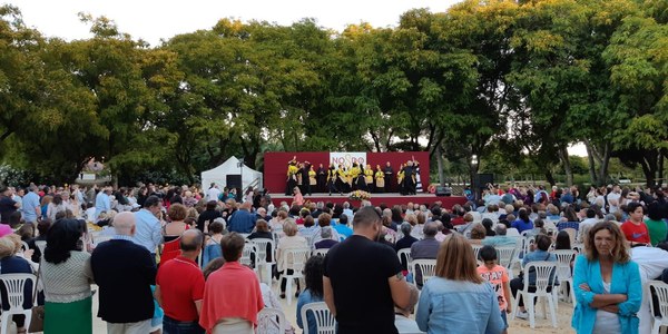 El Distrito Cerro-Amate clausura sus Talleres Socioculturales con casi 3.200 participantes, tanto mayores como niños y niñas, y que han permitido también combatir el absentismo escolar en adolescentes