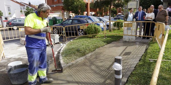 El Distrito Este-Alcosa-Torreblanca desarrolla un Plan de Accesibilidad Universal con actuaciones en 58 puntos por valor de 110.000 euros