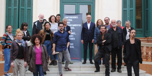 El Festival Contenedores cerrará su 18º edición mañana con una acción en los jardines de la Casa de las Sirenas en la que participarán artistas destacados de la performance