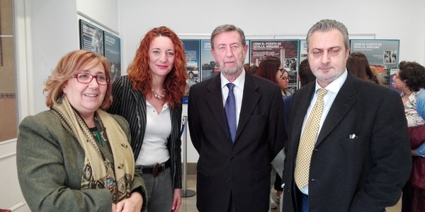 El Hogar San Fernando acoge la exposición fotográfica sobre el Puerto de Sevilla desde hoy y hasta el próximo 9 de marzo