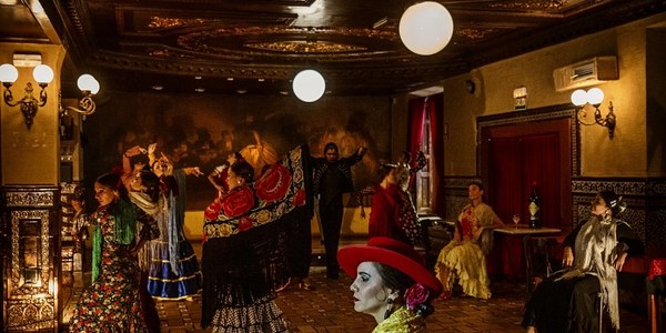 El Maestranza se transformará mañana en el Salón de Baile la Bienal