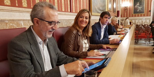 El Pleno aprueba por unanimidad  la primera estrategia municipal por  una Sevilla libre de VIH y sida que pone especial énfasis en la prevención y la sensibilización