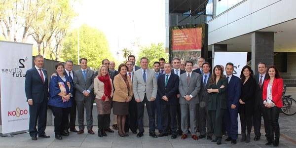 El proyecto de innovación abierta Sevilla Futura impulsado por el Ayuntamiento se constituye con 16 compañías de primer nivel y 5 instituciones públicas y marca el camino para el nuevo centro tecnológico de las Naves de Renfe