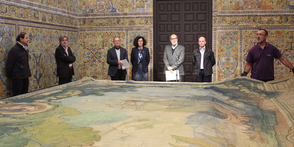 El Real Alcázar de Sevilla suscribe un convenio con el IAPH para la conservación de cuatro sargas  de Gustavo Bacarisas con un programa de formación asociado