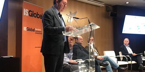 Espadas defiende en Barcelona el modelo de ciudad saludable basado en la movilidad sostenible y el urbanismo de proximidad