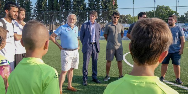 Inaugurado el nuevo campo de césped artificial del Centro Deportivo Antonio Puerta