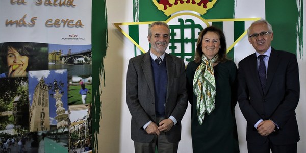 Junta, Ayuntamiento de Sevilla y Real Betis firman un acuerdo para impulsar iniciativas destinadas a promocionar la salud
