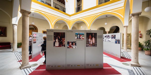 La exposición itinerante ‘20 años In Memoriam’ de la Fundación Alberto Jiménez-Becerril visita los hospitales Macarena y Virgen del Rocío y el Ayuntamiento de Sevilla hasta el finales de septiembre