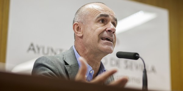 La Gerencia de Urbanismo aprueba el primer paso para el desbloqueo de la comisaría de la Gavidia que pasará a tener uso terciario compatible con oficinas, hotel, equipamiento, pequeño comercio o uso sociocultural