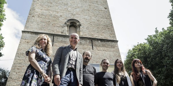 La mágica torre de Don Fadrique se convierte  en un lienzo gigante en el nuevo espectáculo  de danza de Año Murillo