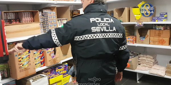 La Policía Local interviene casi 17.000 artículos pirotécnicos en 87 inspecciones realizadas durante la primera fase del operativo especial de Navidad