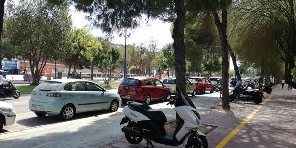 Las plazas para motos en el entorno de Torre Sevilla se triplican con nuevas zonas de aparcamiento