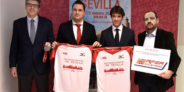 Más de 8.000 inscritos baten el récord de participación de la Media Maratón de Sevilla a un mes  de su celebración