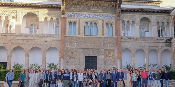 Más de 900 deportistas de 11 países participan entre hoy y mañana en la  II Regata Internacional de Remo  para Veteranos de Sevilla