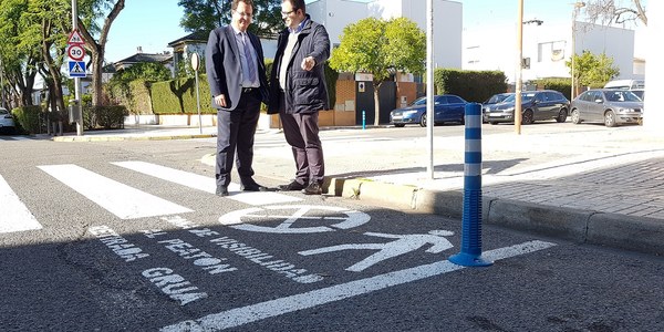 Movilidad pone en marcha una campaña para la mejora de la visibilidad en los pasos de peatones sin semáforos con el objetivo de aumentar la seguridad vial de viandantes y ciclistas