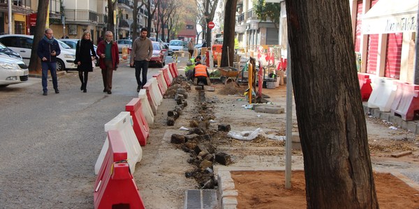 Nuevo proyecto de accesibilidad peatonal, mejoras de las calzadas y adecuación de alcorques con áreas drenantes en el barrio del Cerro del Águila